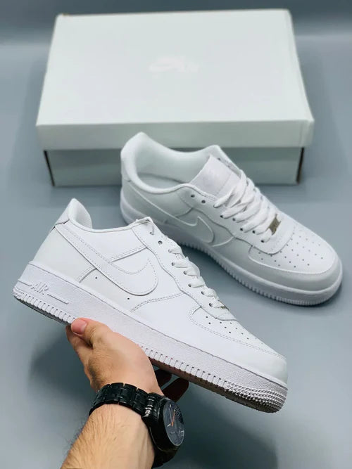 NIKE - Airforce Lightweight Sneakers